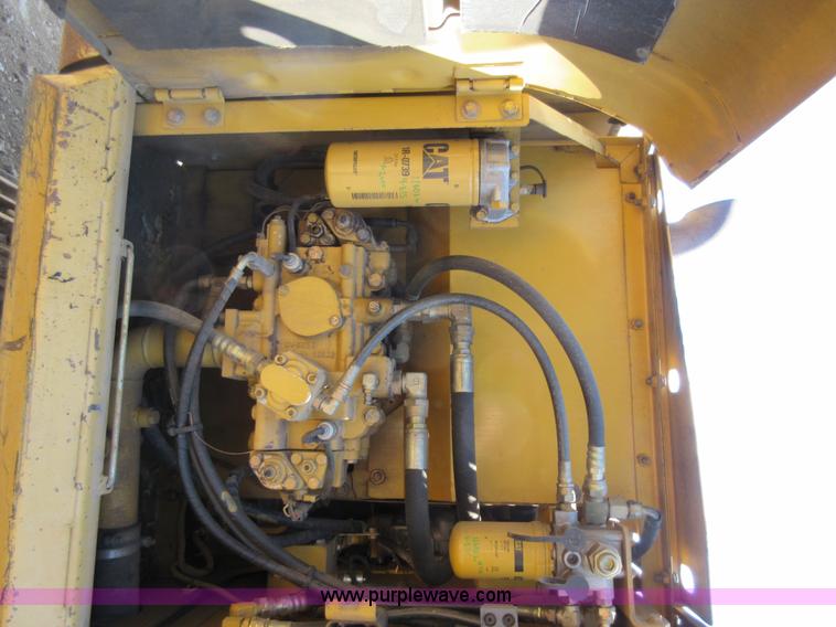 image for item I6463 2001 Caterpillar 315C L excavator