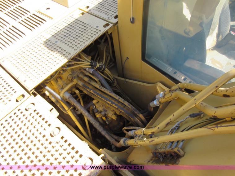 image for item I6463 2001 Caterpillar 315C L excavator