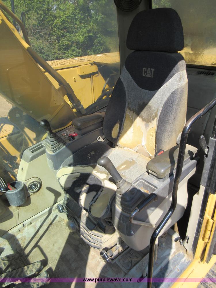 image for item I6463 2001 Caterpillar 315C L excavator