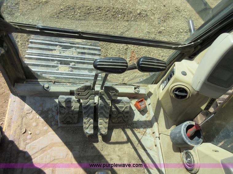 image for item I6463 2001 Caterpillar 315C L excavator