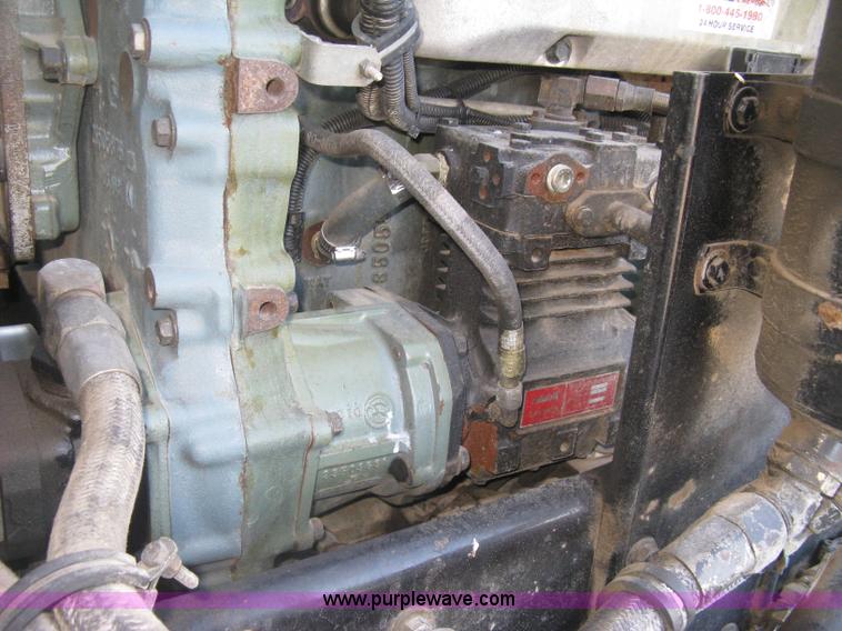 image for item J2978 1995 Kenworth T800 semi truck