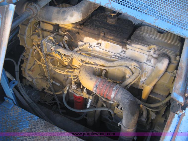 image for item J2981 2002 Al-jon 81K impact landfill compactor