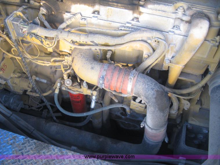 image for item J2981 2002 Al-jon 81K impact landfill compactor