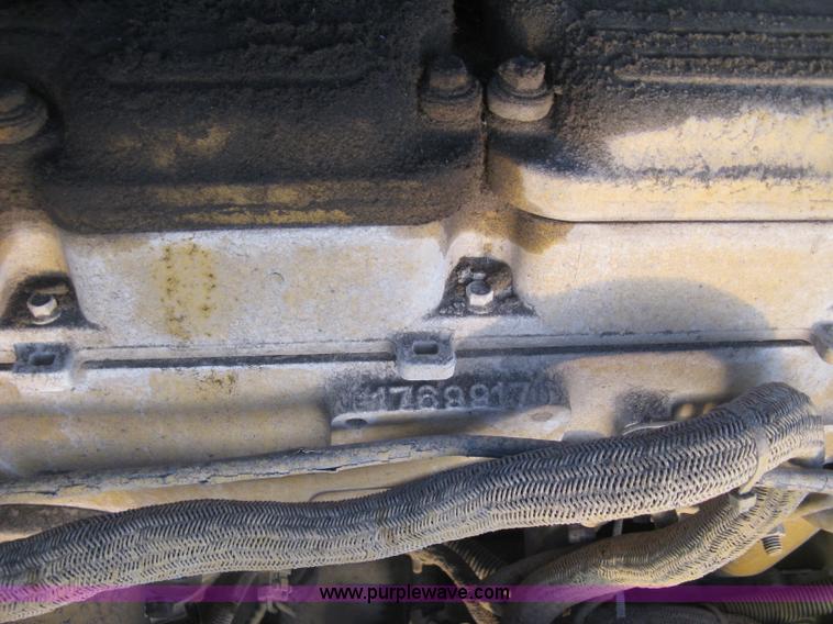 image for item J2981 2002 Al-jon 81K impact landfill compactor