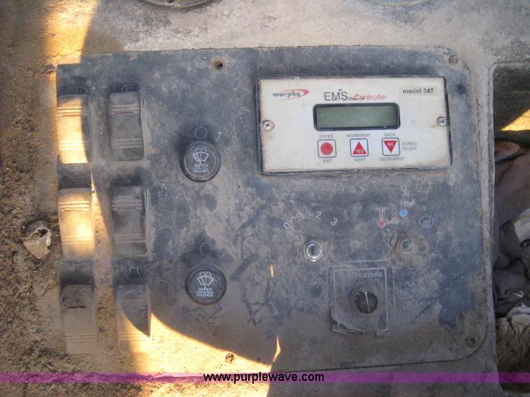 image for item J2981 2002 Al-jon 81K impact landfill compactor