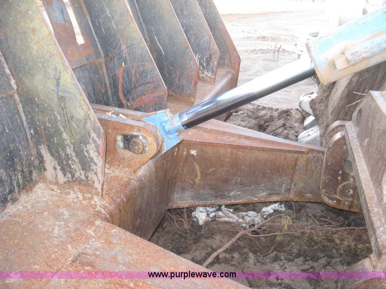 image for item J2981 2002 Al-jon 81K impact landfill compactor