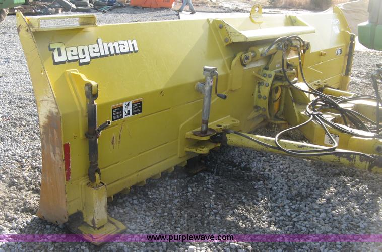 image for item J2982 Degelman 7900 six-way dozer blade