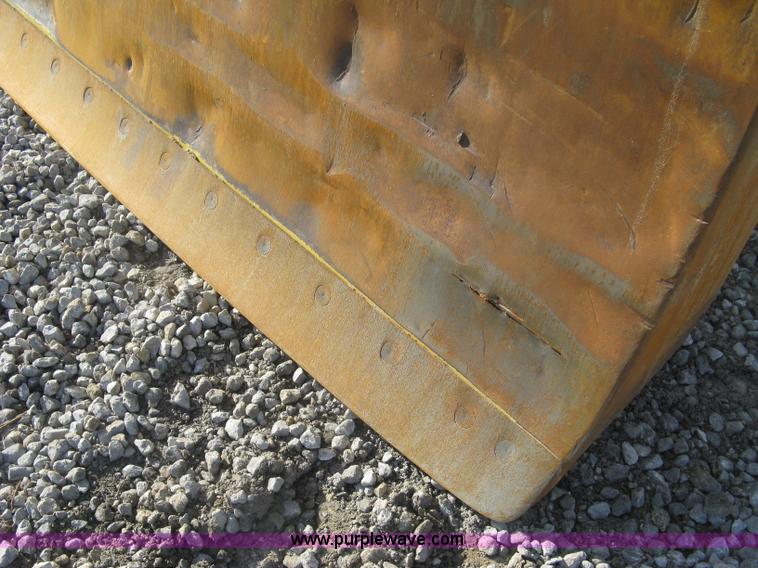 image for item J2982 Degelman 7900 six-way dozer blade