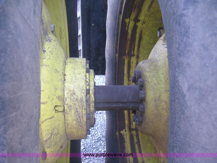 image for item J2983 2008 John Deere 9630 4WD tractor