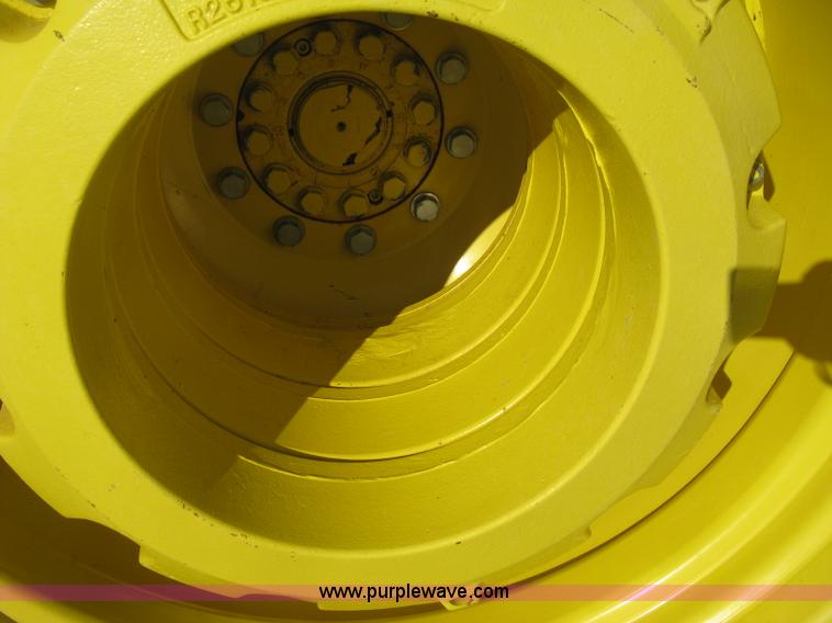 image for item J2983 2008 John Deere 9630 4WD tractor