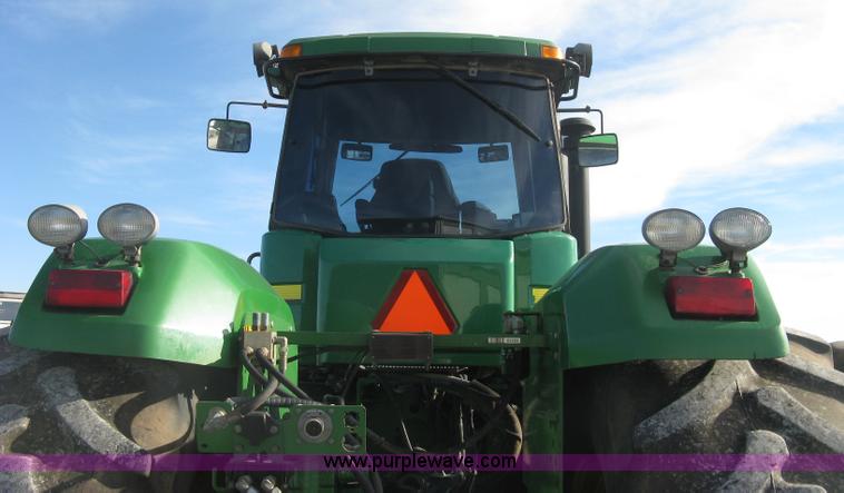 image for item J2984 2003 John Deere 9520 4WD tractor