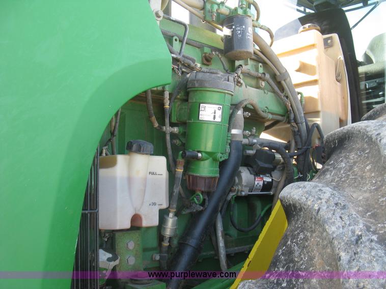 image for item J2984 2003 John Deere 9520 4WD tractor