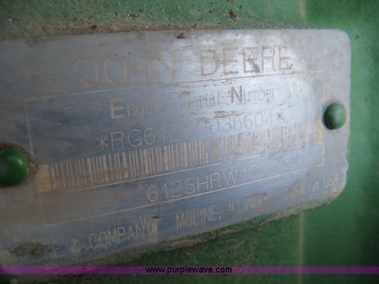 image for item J2984 2003 John Deere 9520 4WD tractor