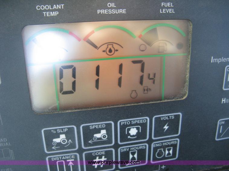 image for item J2984 2003 John Deere 9520 4WD tractor