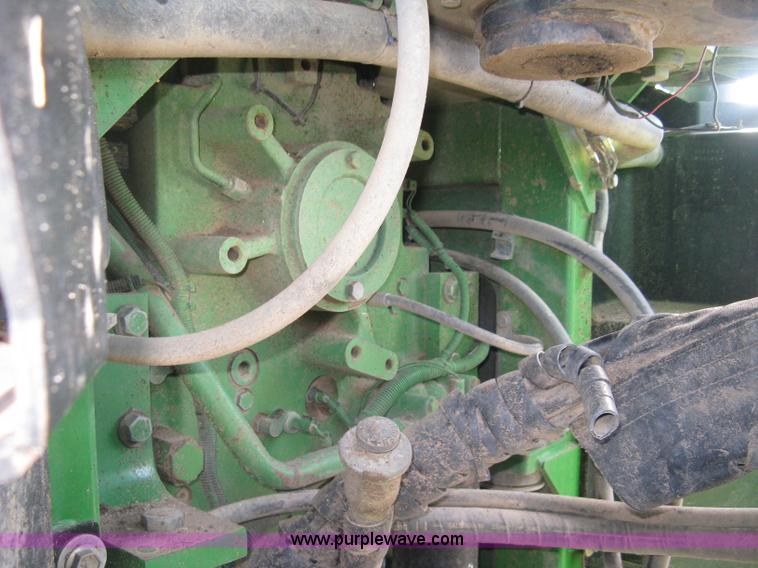 image for item J2984 2003 John Deere 9520 4WD tractor