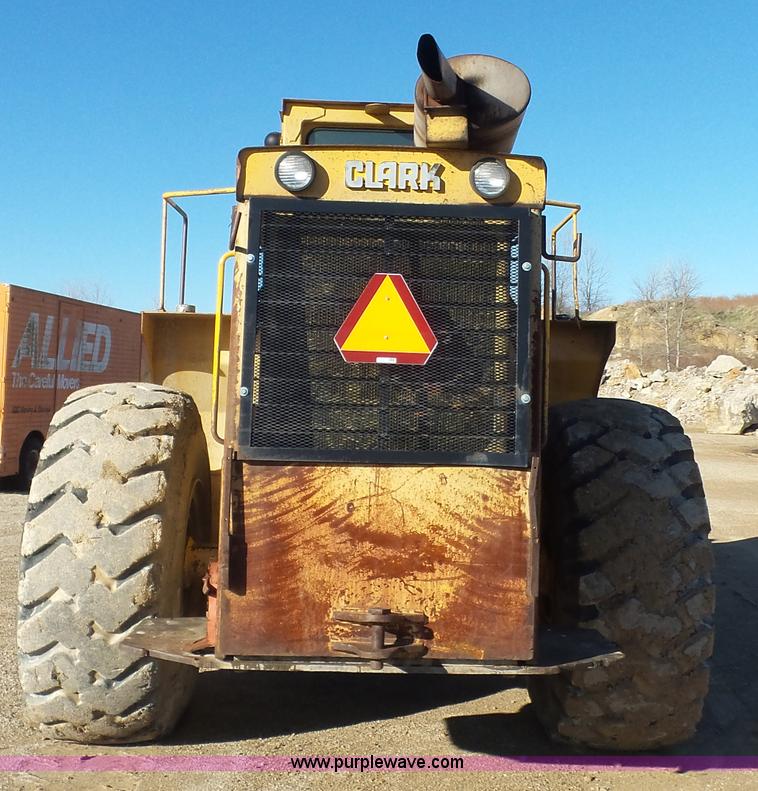 image for item J3701 1978 Michigan 275B wheel loader