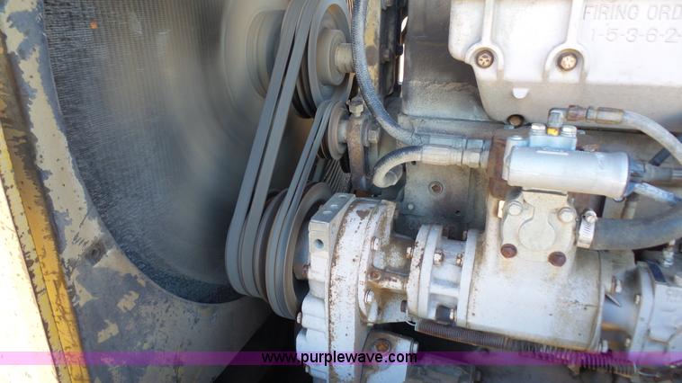 image for item J3701 1978 Michigan 275B wheel loader