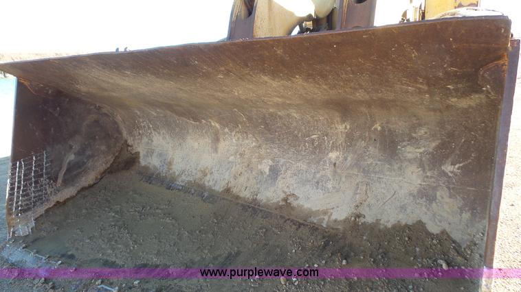 image for item J3701 1978 Michigan 275B wheel loader