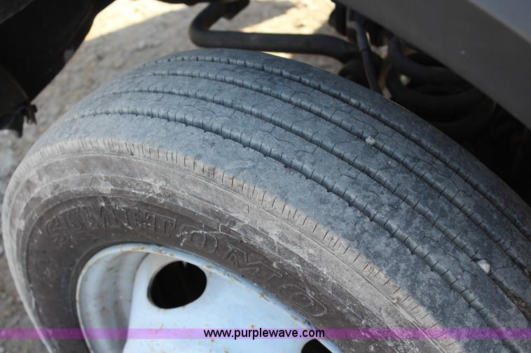 image for item J4531 2008 Ford F450 Super Duty XL utility truck