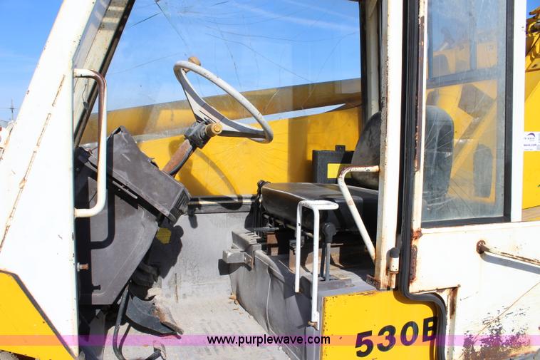 image for item J4533 JCB 530 BHL telehandler