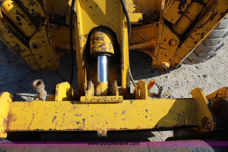 image for item J4533 JCB 530 BHL telehandler