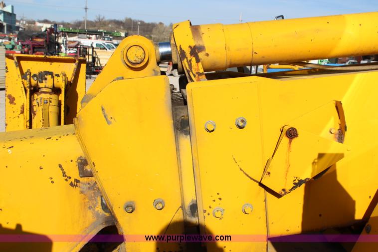 image for item J4533 JCB 530 BHL telehandler