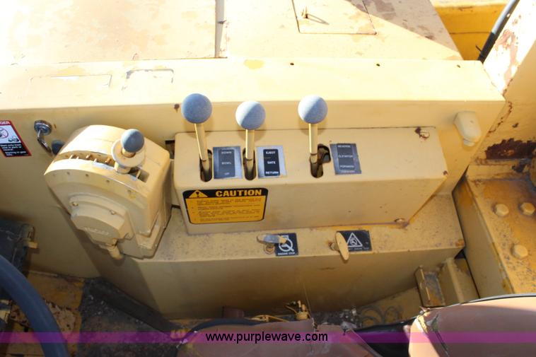 image for item J4534 John Deere 860A elevating scraper