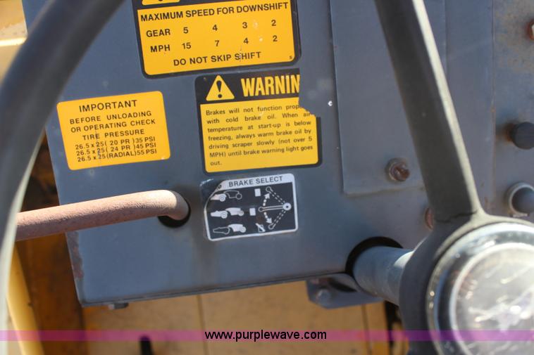 image for item J4534 John Deere 860A elevating scraper