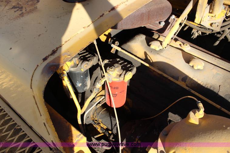 image for item J4534 John Deere 860A elevating scraper