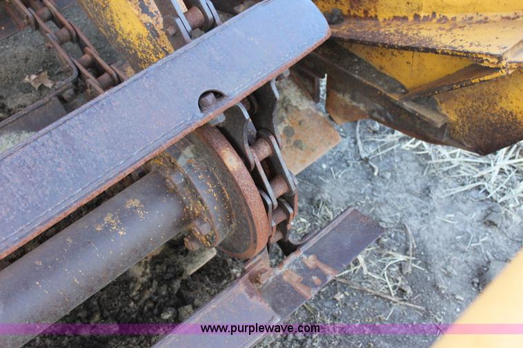 image for item J4534 John Deere 860A elevating scraper