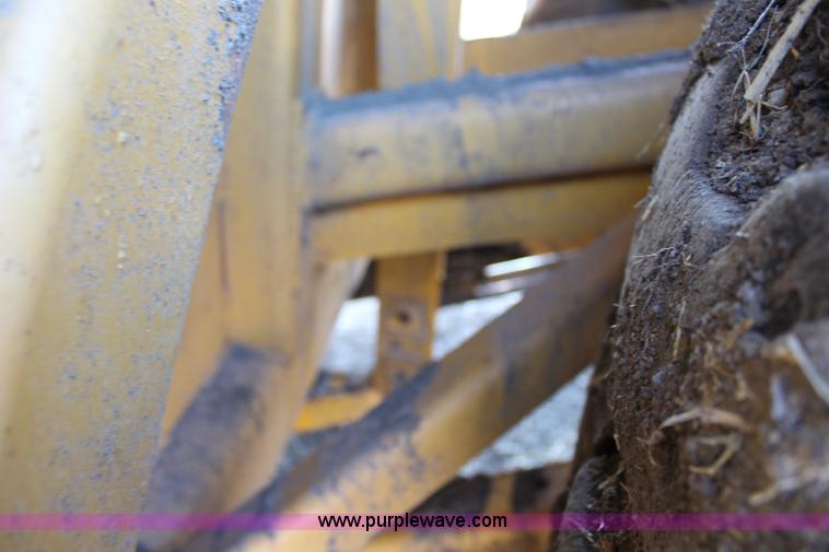 image for item J4534 John Deere 860A elevating scraper