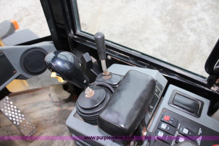 image for item J4543 2005 Caterpillar 928GZ wheel loader