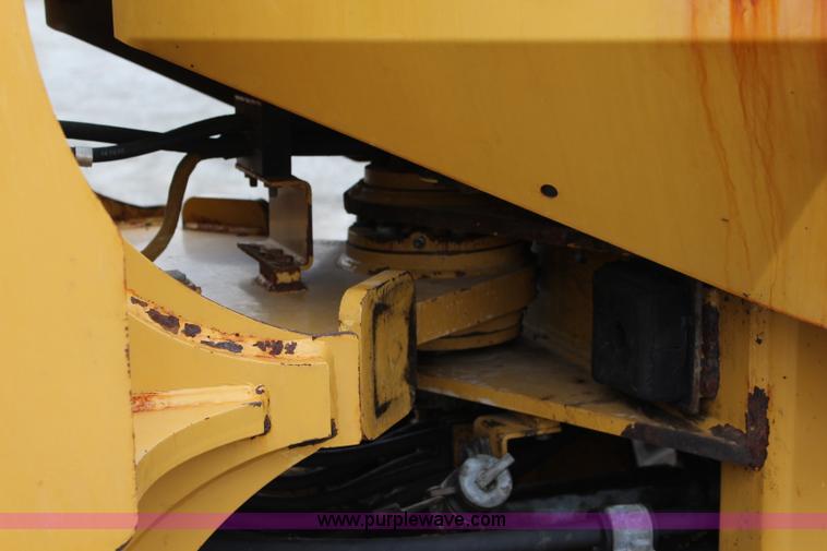 image for item J4543 2005 Caterpillar 928GZ wheel loader