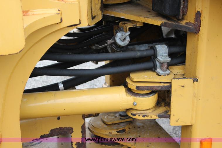 image for item J4543 2005 Caterpillar 928GZ wheel loader