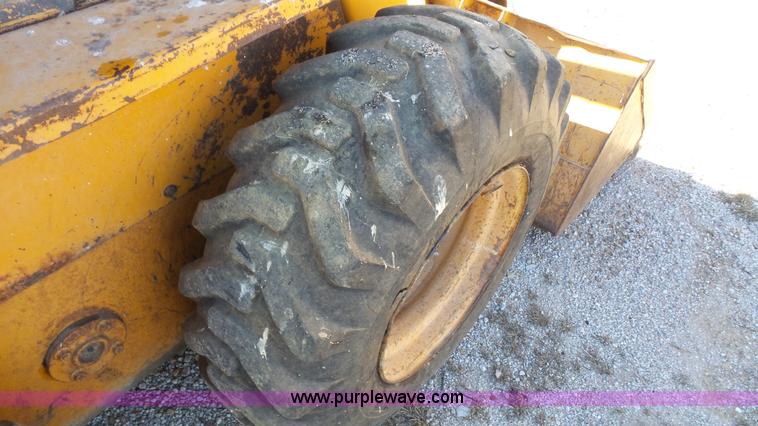 image for item J4546 1978 Case 1845 skid steer