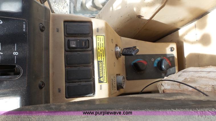 image for item J4559 1996 Caterpillar 160H motor grader