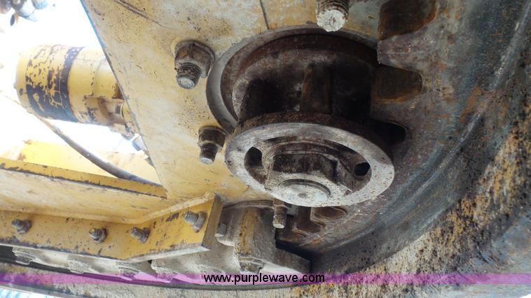 image for item J4559 1996 Caterpillar 160H motor grader