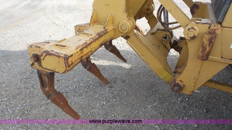 image for item J4559 1996 Caterpillar 160H motor grader