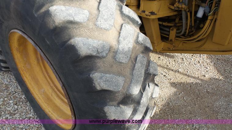 image for item J4559 1996 Caterpillar 160H motor grader