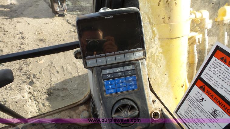 image for item J4561 2008 Komatsu PC400LC-8 excavator