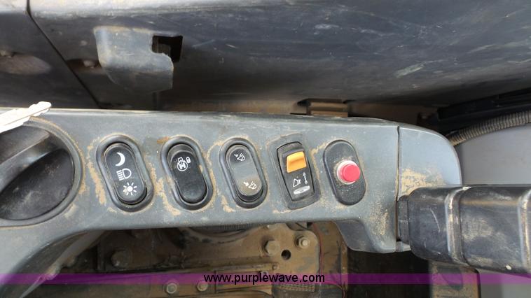 image for item J4561 2008 Komatsu PC400LC-8 excavator