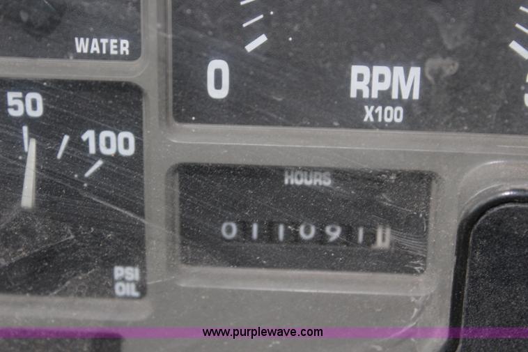 image for item J4566 2001 International F-4900 dump truck