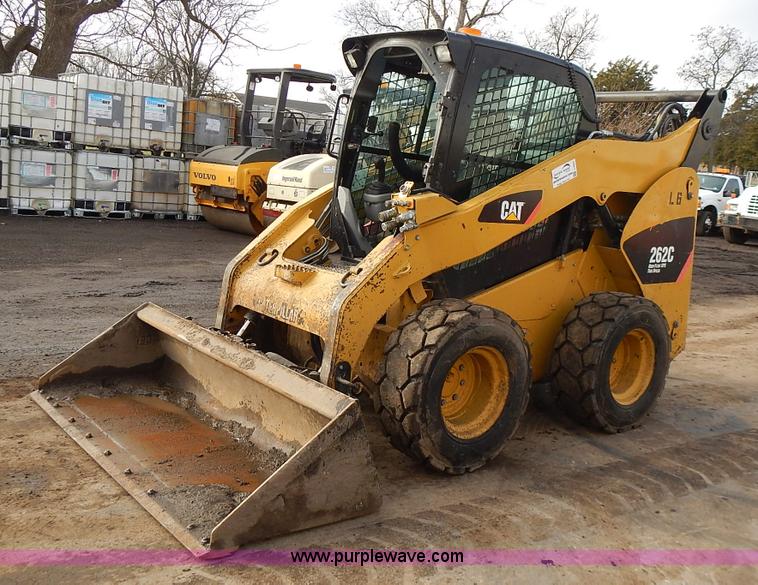 image for item J4567 2011 Caterpillar 262C skid steer