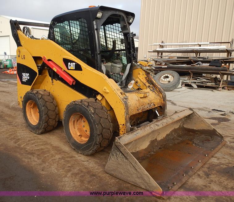 image for item J4567 2011 Caterpillar 262C skid steer