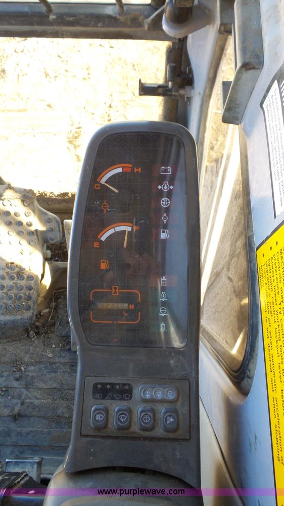 image for item J4568 1996 John Deere 690E LC excavator