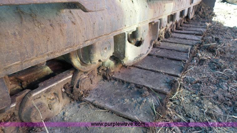 image for item J4568 1996 John Deere 690E LC excavator