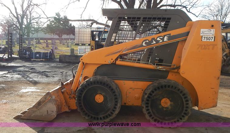 image for item J4569 2005 Case 70XT skid steer
