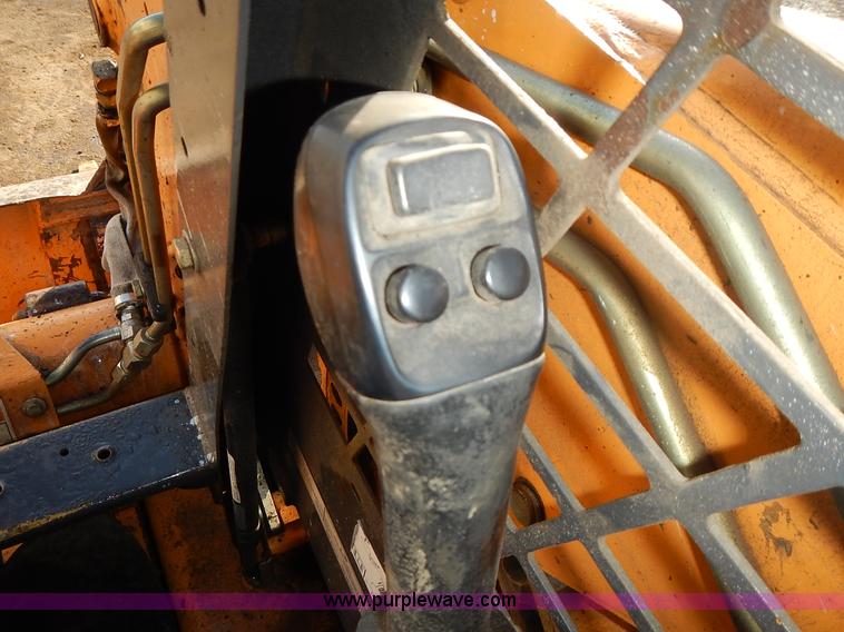 image for item J4569 2005 Case 70XT skid steer