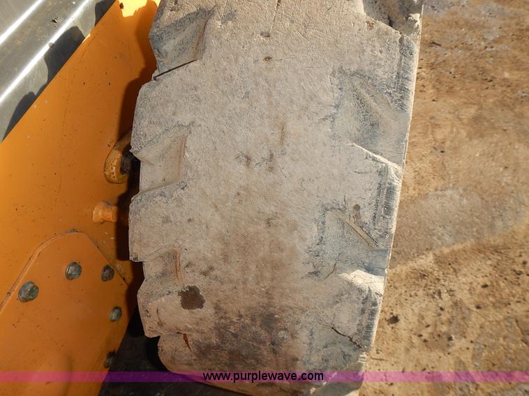 image for item J4569 2005 Case 70XT skid steer