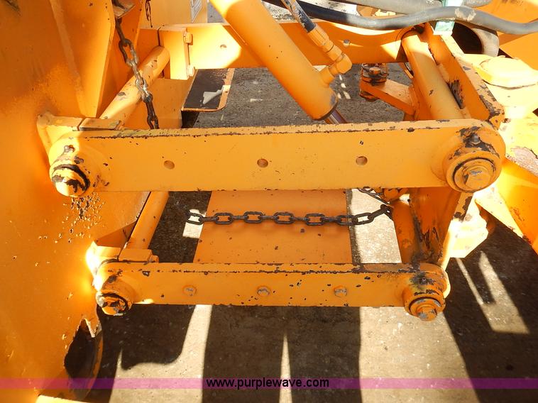 image for item J4576 Rosco Sweep Pro broom